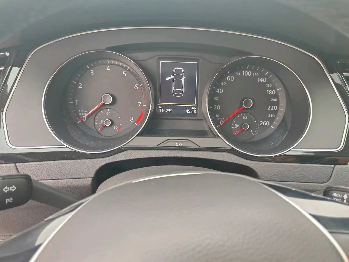 2019 Volkswagen Magotan 2.0T 186HP L4 7DCT,autocango,china used car exporter,china ev exporter,chinese used car exporter,chinese used ev exporter