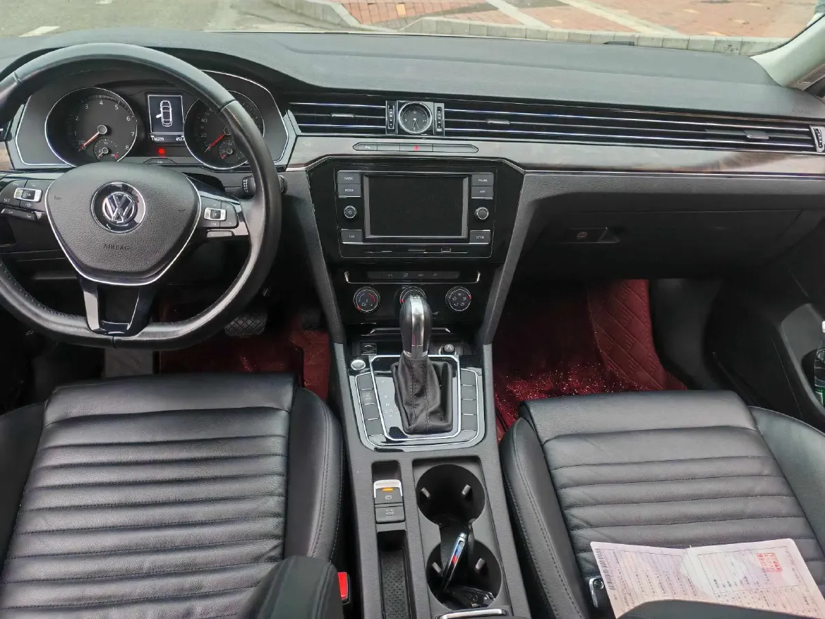 2019 Volkswagen Magotan 2.0T 186HP L4 7DCT,autocango,china used car exporter,china ev exporter,chinese used car exporter,chinese used ev exporter