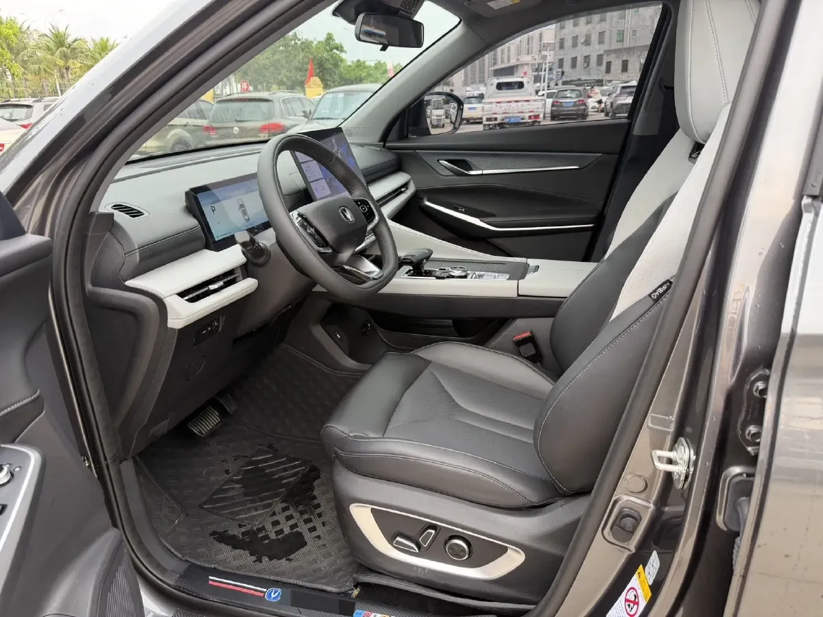 2026 Bestune B70 1.5T 169HP L4 7DCT,autocango,china used car exporter,china ev exporter,chinese used car exporter,chinese used ev exporter