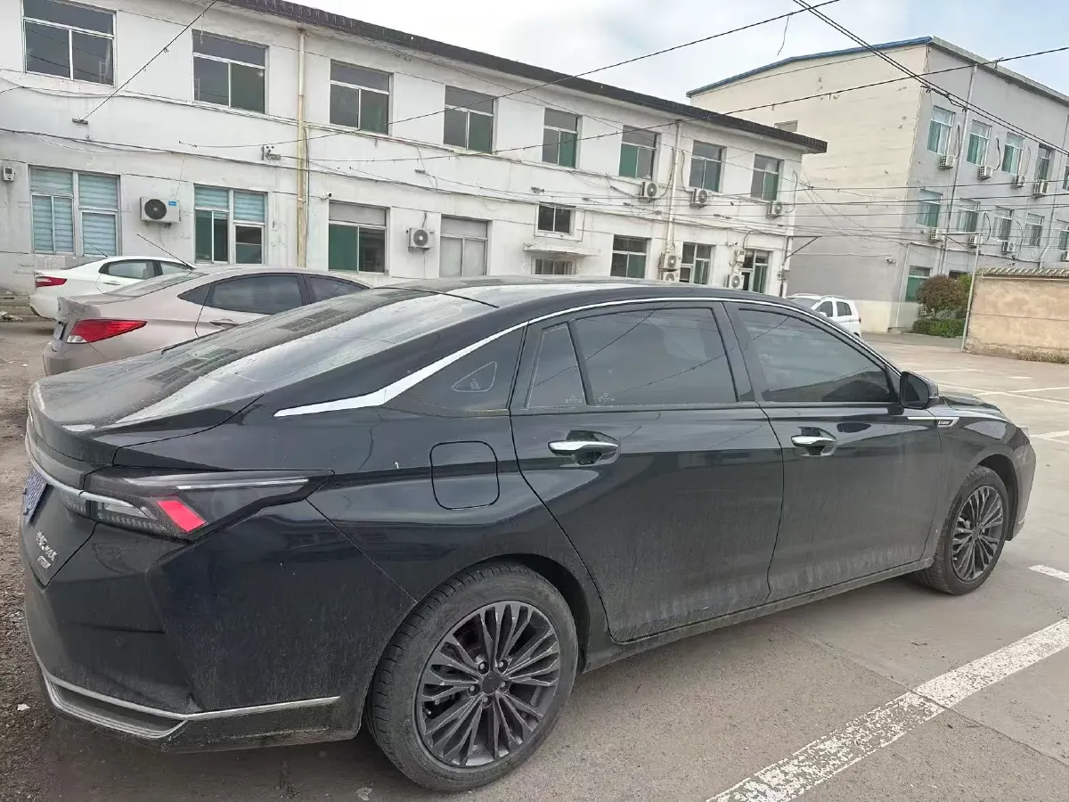 2021 DongFeng Aeolus YiXuan MAX 1.5T 190HP L4 7DCT,autocango,china used car exporter,china ev exporter,chinese used car exporter,chinese used ev exporter