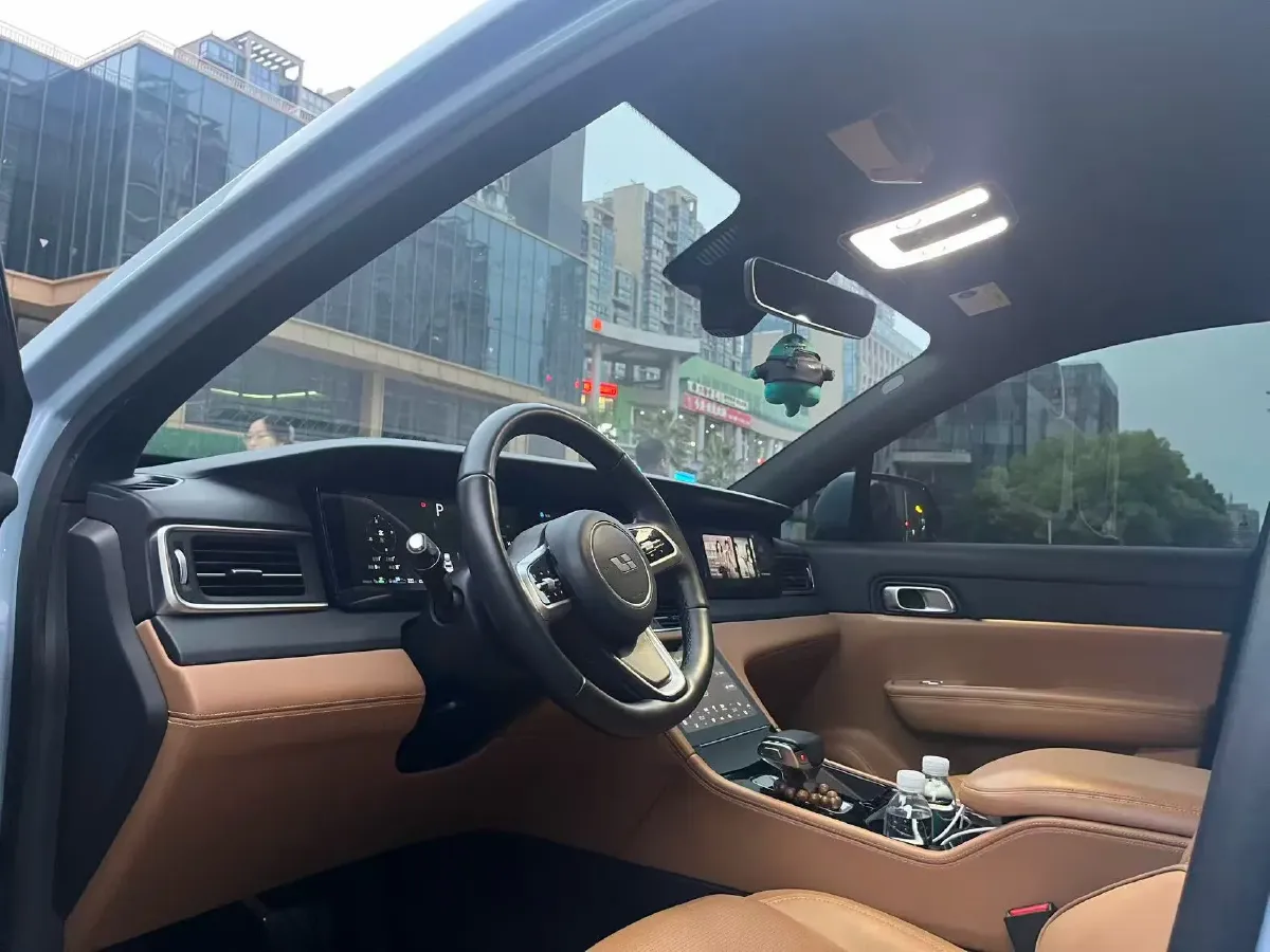 2021 Li ONE Range Extended 131HP REEV 40.5KWH,autocango,china used car exporter,china ev exporter,chinese used car exporter,chinese used ev exporter