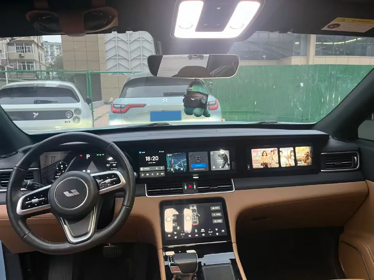 2021 Li ONE Range Extended 131HP REEV 40.5KWH,autocango,china used car exporter,china ev exporter,chinese used car exporter,chinese used ev exporter