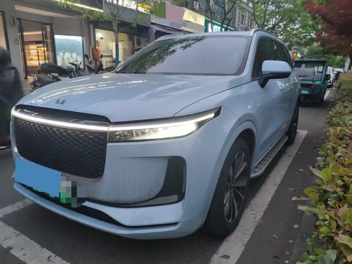 2020 Li ONE Range Extended 131HP REEV 40.5KWH,autocango,china used car exporter,china ev exporter,chinese used car exporter,chinese used ev exporter