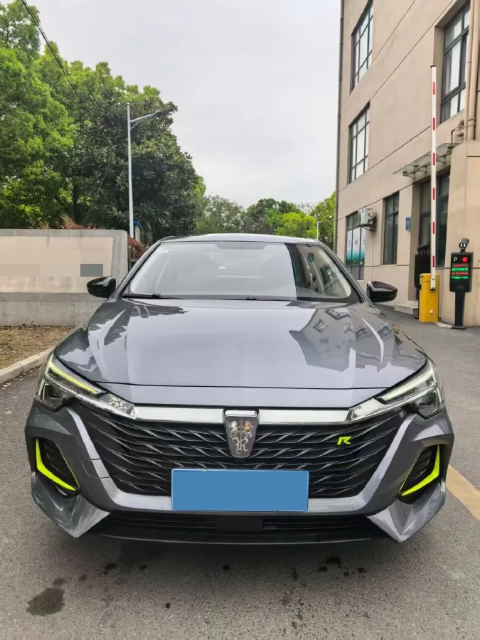 2020 Roewe i6 MAX 1.5T 173HP L4 7DCT,autocango,china used car exporter,china ev exporter,chinese used car exporter,chinese used ev exporter