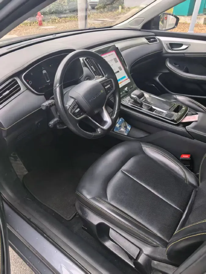 2020 Roewe i6 MAX 1.5T 173HP L4 7DCT,autocango,china used car exporter,china ev exporter,chinese used car exporter,chinese used ev exporter