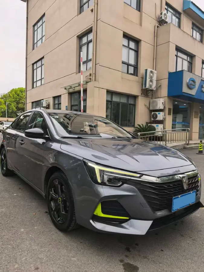 2020 Roewe i6 MAX 1.5T 173HP L4 7DCT,autocango,china used car exporter,china ev exporter,chinese used car exporter,chinese used ev exporter