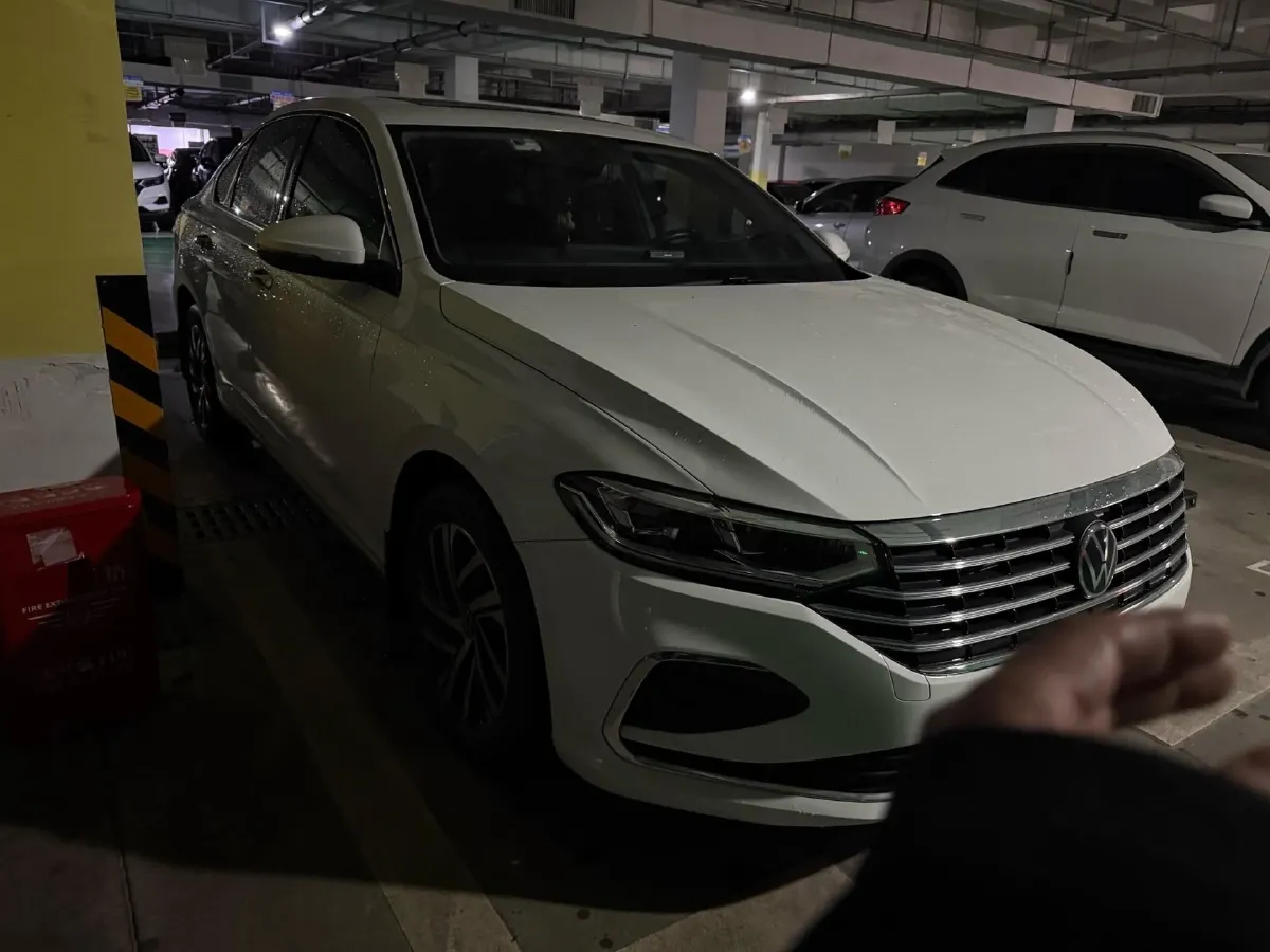 2023 Volkswagen Lavida 1.5L 113HP L4 6AT,autocango,china used car exporter,china ev exporter,chinese used car exporter,chinese used ev exporter