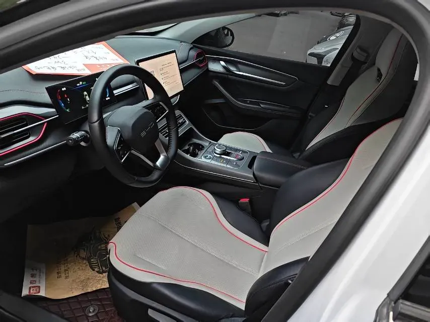 2022 Roewe RX5 MAX 1.5T 181HP L4 6AT,autocango,china used car exporter,china ev exporter,chinese used car exporter,chinese used ev exporter