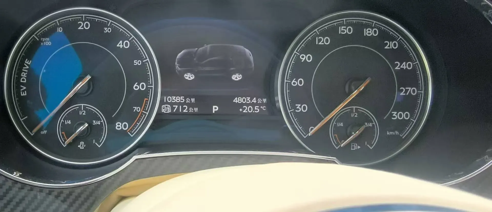 2018 Bentley Bentayga 4.0T 550HP V8 8AT,autocango,china used car exporter,china ev exporter,chinese used car exporter,chinese used ev exporter