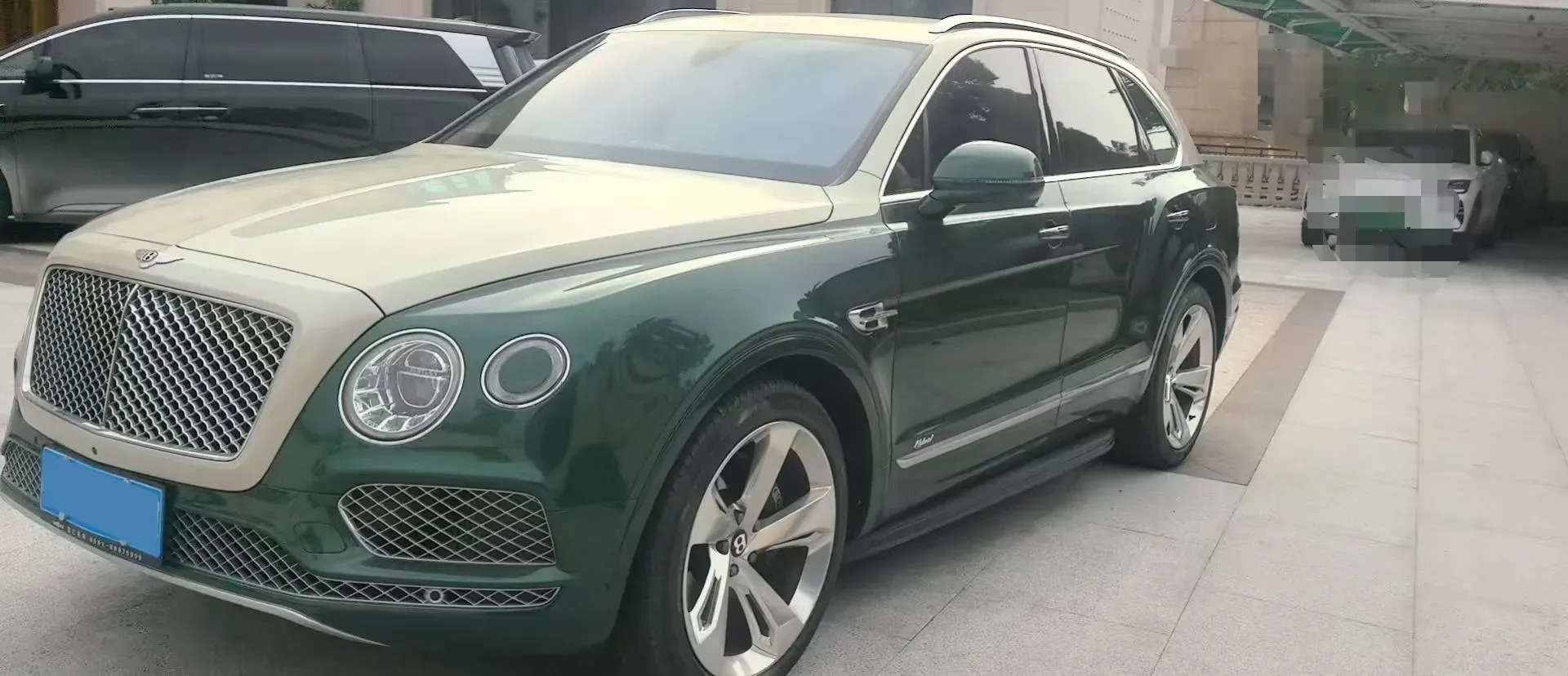 2018 Bentley Bentayga 4.0T 550HP V8 8AT,autocango,china used car exporter,china ev exporter,chinese used car exporter,chinese used ev exporter