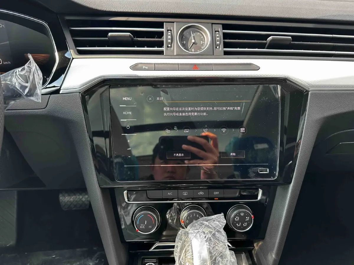 2025 Volkswagen Magotan 1.4T 150HP L4 7DCT,autocango,china used car exporter,china ev exporter,chinese used car exporter,chinese used ev exporter