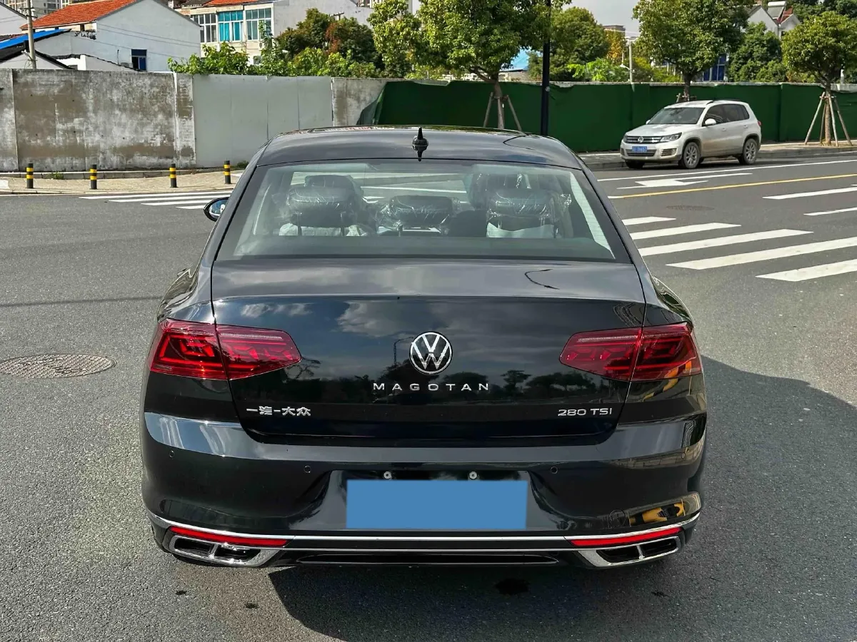 2025 Volkswagen Magotan 1.4T 150HP L4 7DCT,autocango,china used car exporter,china ev exporter,chinese used car exporter,chinese used ev exporter
