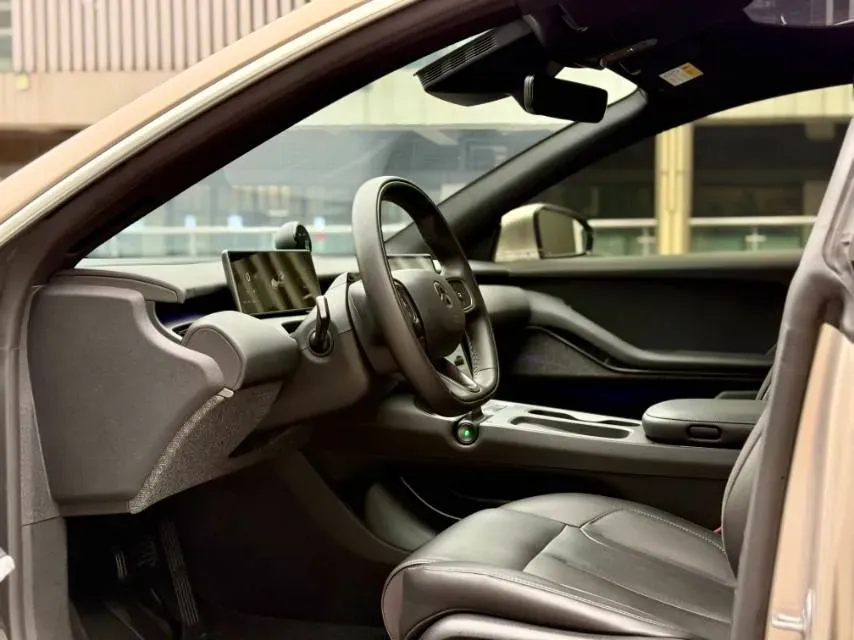 2024 NIO ET5T BEV 75KWH,autocango,china used car exporter,china ev exporter,chinese used car exporter,chinese used ev exporter