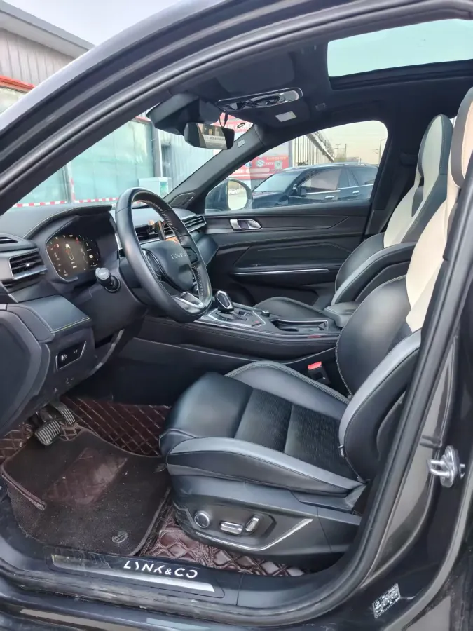 2023 LYNK&CO 05 2.0T 254HP L4 8AT,autocango,china used car exporter,china ev exporter,chinese used car exporter,chinese used ev exporter