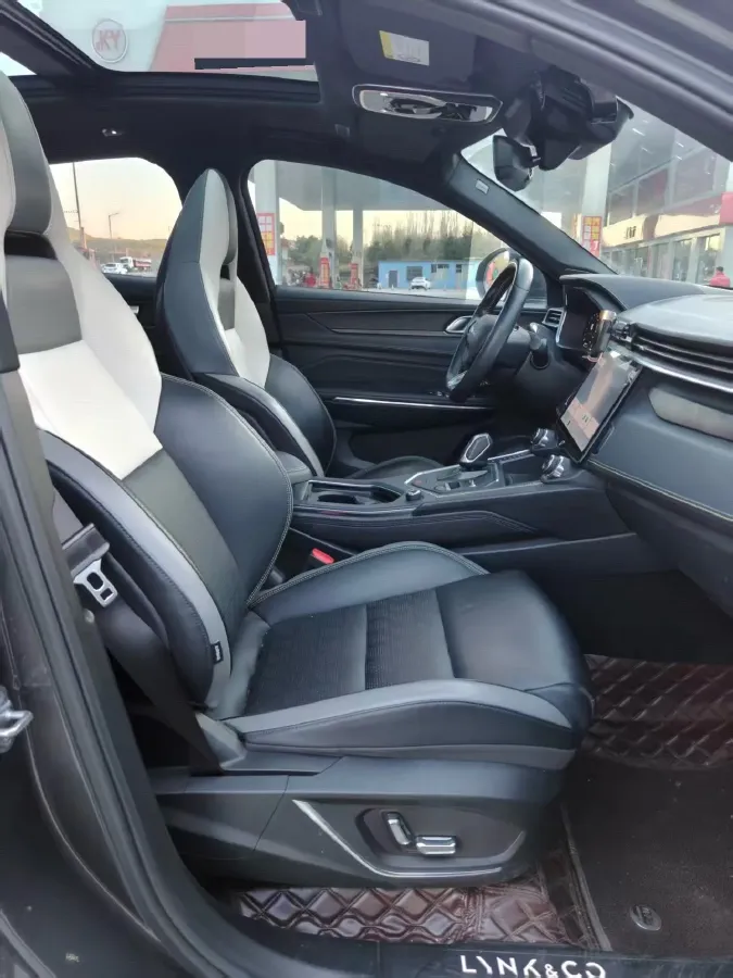 2023 LYNK&CO 05 2.0T 254HP L4 8AT,autocango,china used car exporter,china ev exporter,chinese used car exporter,chinese used ev exporter