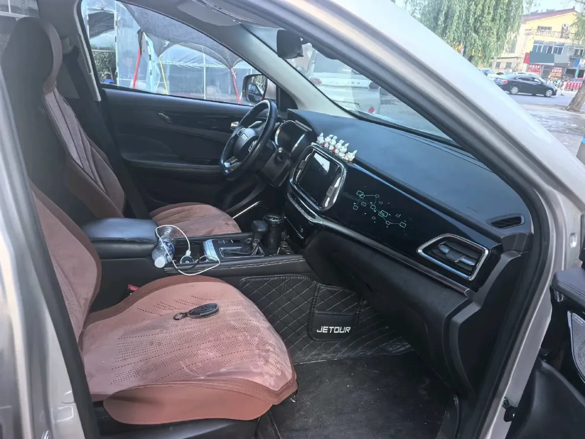 2019 Jetour X90 1.6T 197HP L4 7DCT,autocango,china used car exporter,china ev exporter,chinese used car exporter,chinese used ev exporter