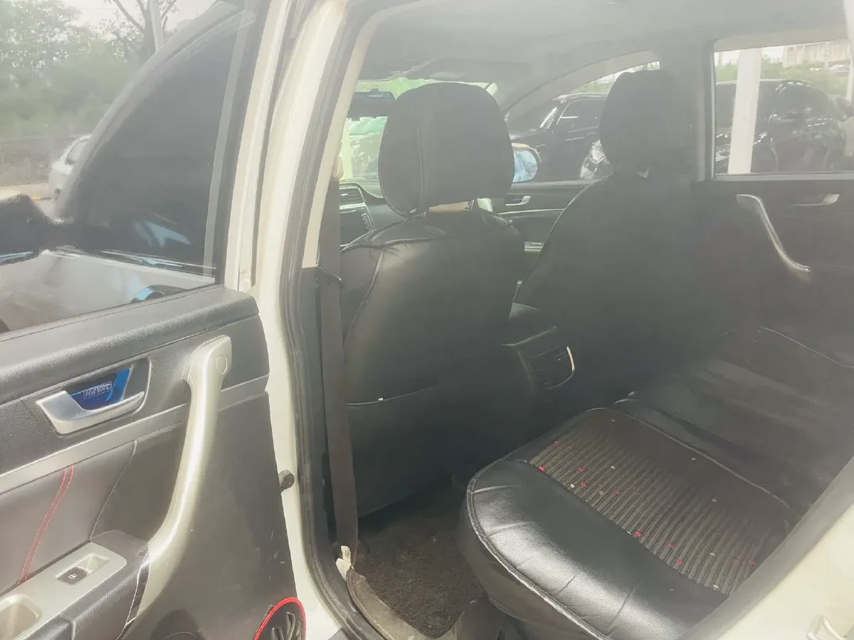 2019 Haval M6 1.5T 150HP L4 7DCT,autocango,china used car exporter,china ev exporter,chinese used car exporter,chinese used ev exporter