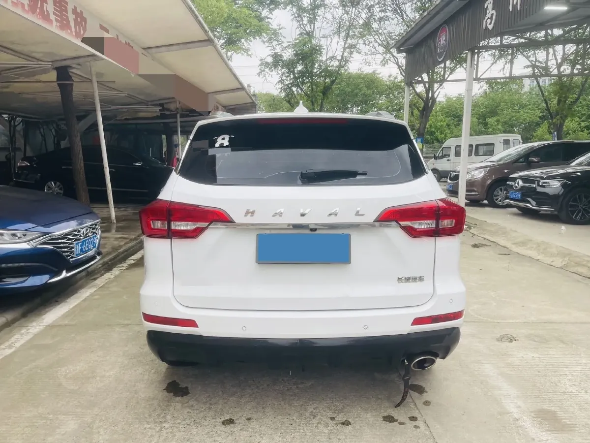 2019 Haval M6 1.5T 150HP L4 7DCT,autocango,china used car exporter,china ev exporter,chinese used car exporter,chinese used ev exporter