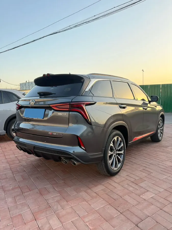 2020 ChangAn CS75 Plus 2.0T 233HP L4 8AT,autocango,china used car exporter,china ev exporter,chinese used car exporter,chinese used ev exporter