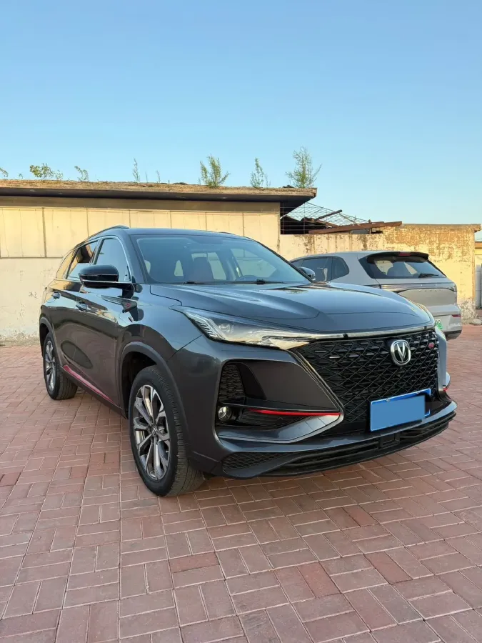 2020 ChangAn CS75 Plus 2.0T 233HP L4 8AT,autocango,china used car exporter,china ev exporter,chinese used car exporter,chinese used ev exporter