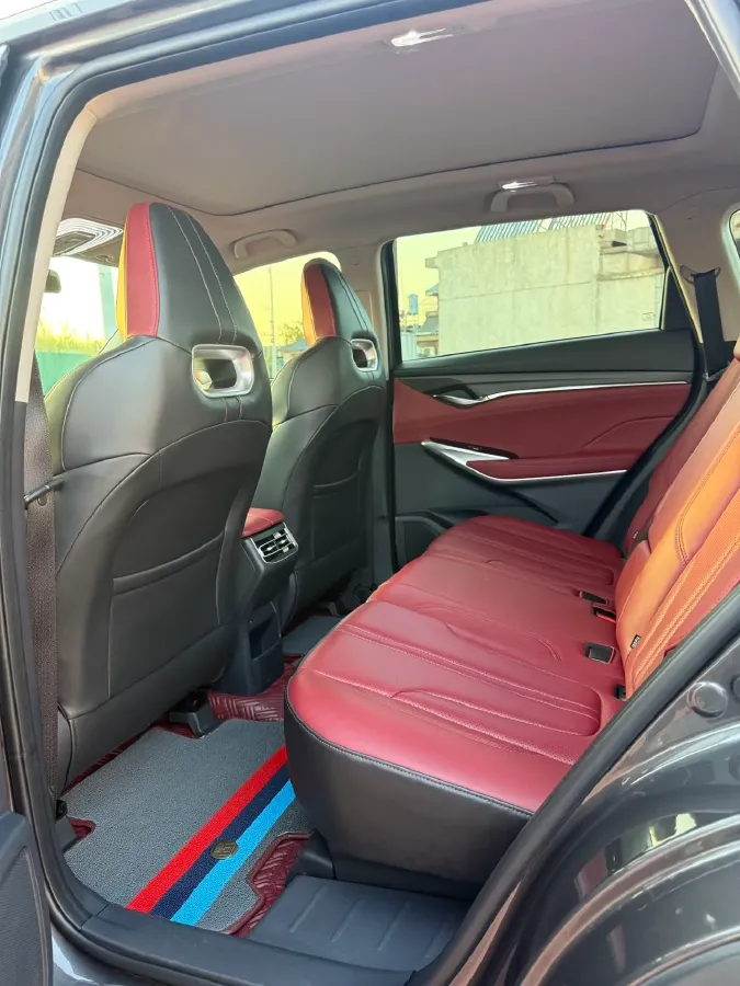 2020 ChangAn CS75 Plus 2.0T 233HP L4 8AT,autocango,china used car exporter,china ev exporter,chinese used car exporter,chinese used ev exporter