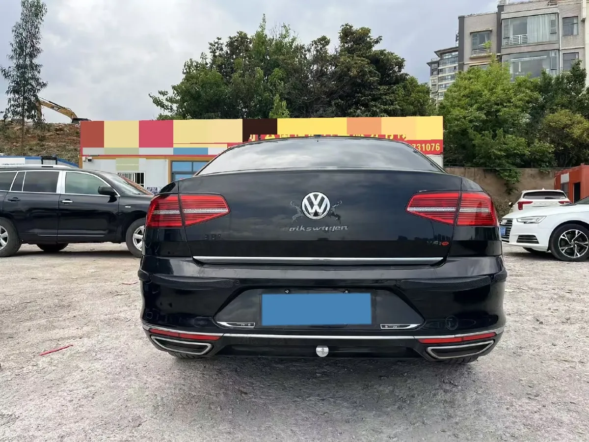 2019 Volkswagen Magotan 2.0T 186HP L4 7DCT,autocango,china used car exporter,china ev exporter,chinese used car exporter,chinese used ev exporter