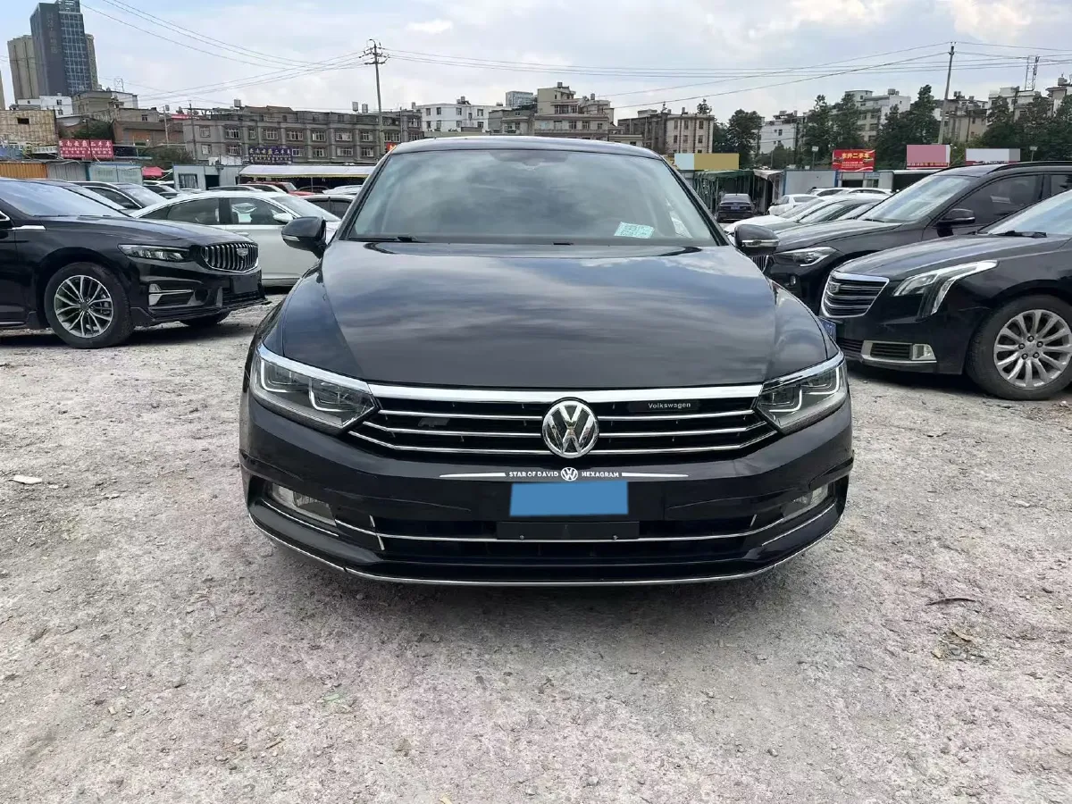 2019 Volkswagen Magotan 2.0T 186HP L4 7DCT,autocango,china used car exporter,china ev exporter,chinese used car exporter,chinese used ev exporter