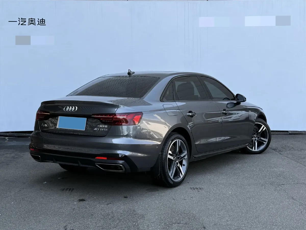 2023 Audi A4L 2.0T 190HP L4 7DCT,autocango,china used car exporter,china ev exporter,chinese used car exporter,chinese used ev exporter