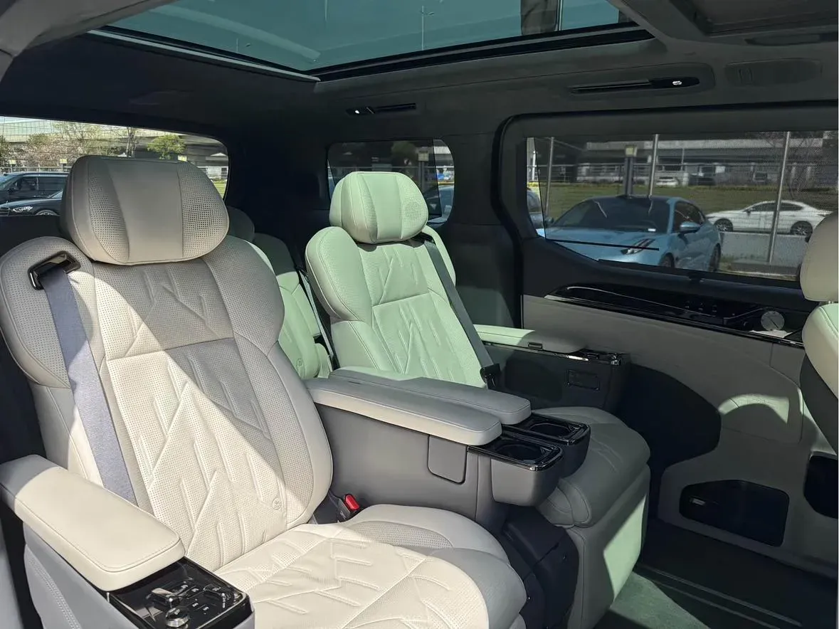 2024 Zeekr 009 BEV 108KWH,autocango,china used car exporter,china ev exporter,chinese used car exporter,chinese used ev exporter