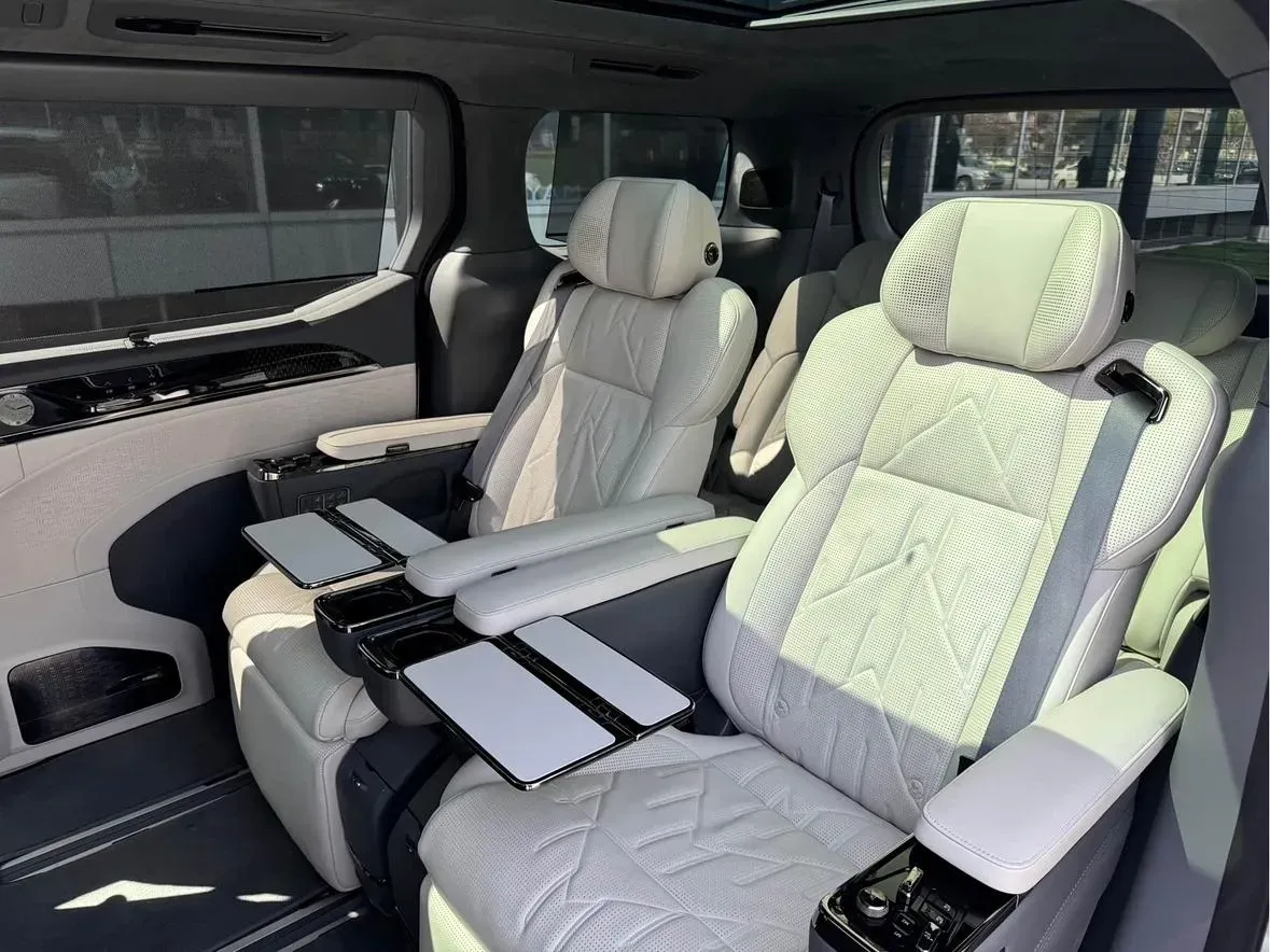 2024 Zeekr 009 BEV 108KWH,autocango,china used car exporter,china ev exporter,chinese used car exporter,chinese used ev exporter