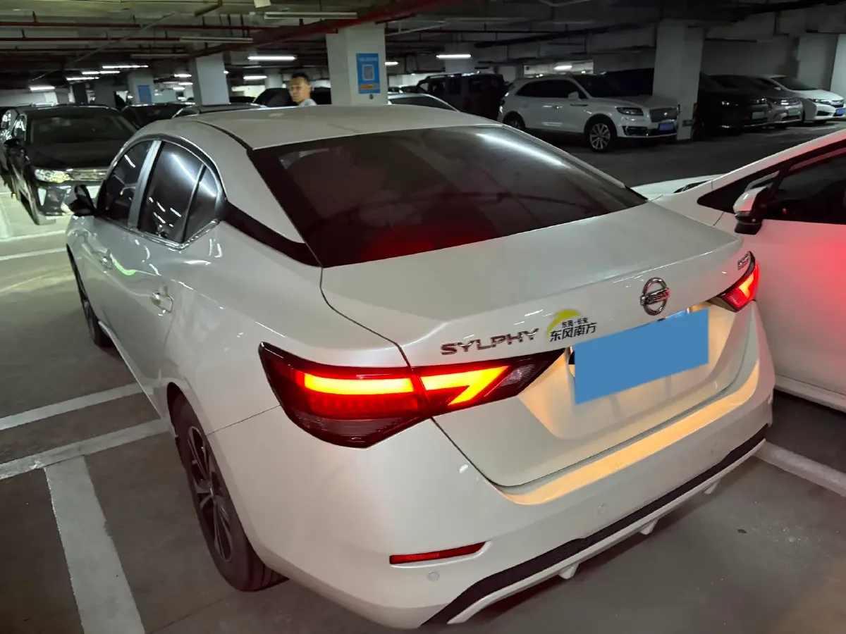 2022 Nissan Sylphy 1.6L 135HP L4 CVT,autocango,china used car exporter,china ev exporter,chinese used car exporter,chinese used ev exporter