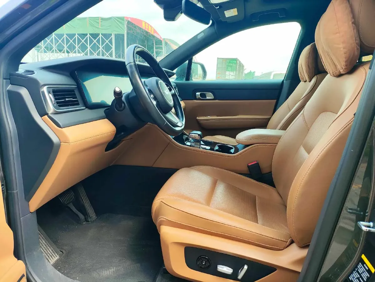 2021 Li ONE Range Extended 131HP REEV 40.5KWH,autocango,china used car exporter,china ev exporter,chinese used car exporter,chinese used ev exporter