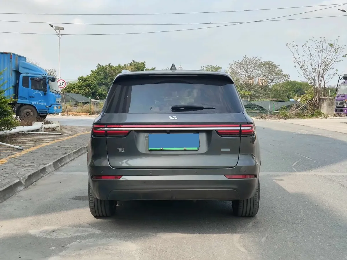 2021 Li ONE Range Extended 131HP REEV 40.5KWH,autocango,china used car exporter,china ev exporter,chinese used car exporter,chinese used ev exporter