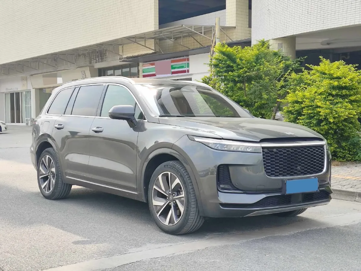 2021 Li ONE Range Extended 131HP REEV 40.5KWH,autocango,china used car exporter,china ev exporter,chinese used car exporter,chinese used ev exporter