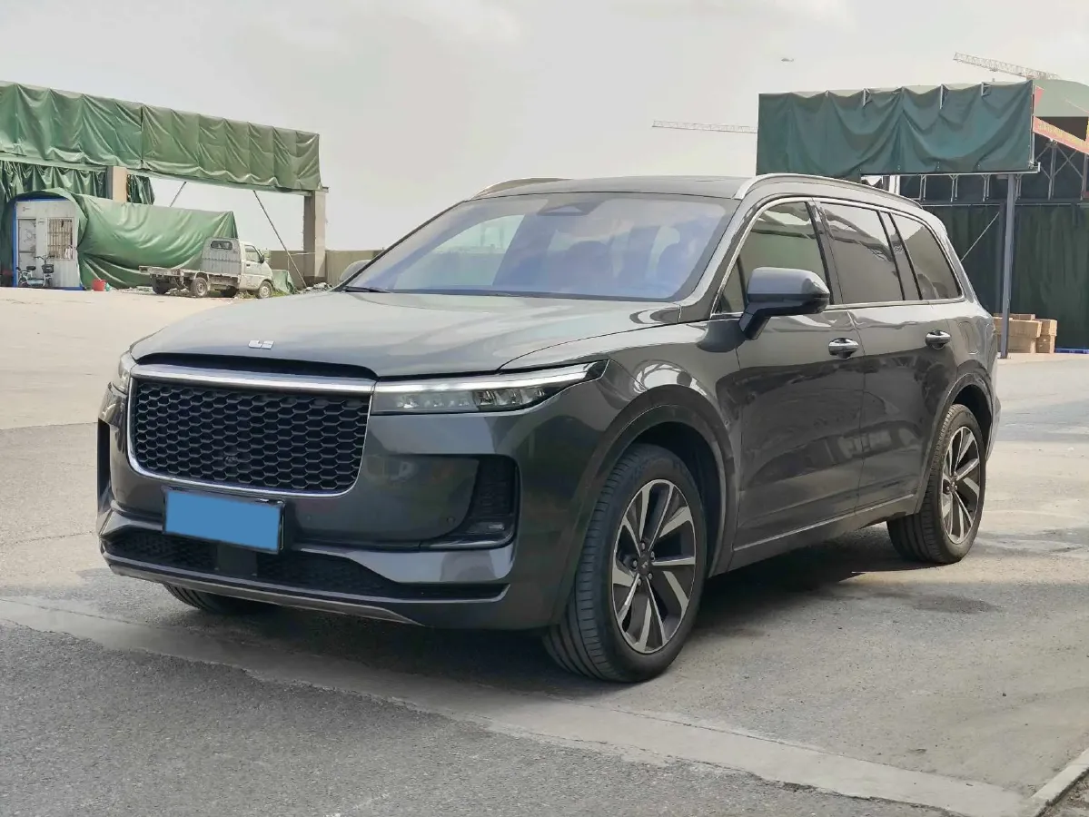 2021 Li ONE Range Extended 131HP REEV 40.5KWH,autocango,china used car exporter,china ev exporter,chinese used car exporter,chinese used ev exporter