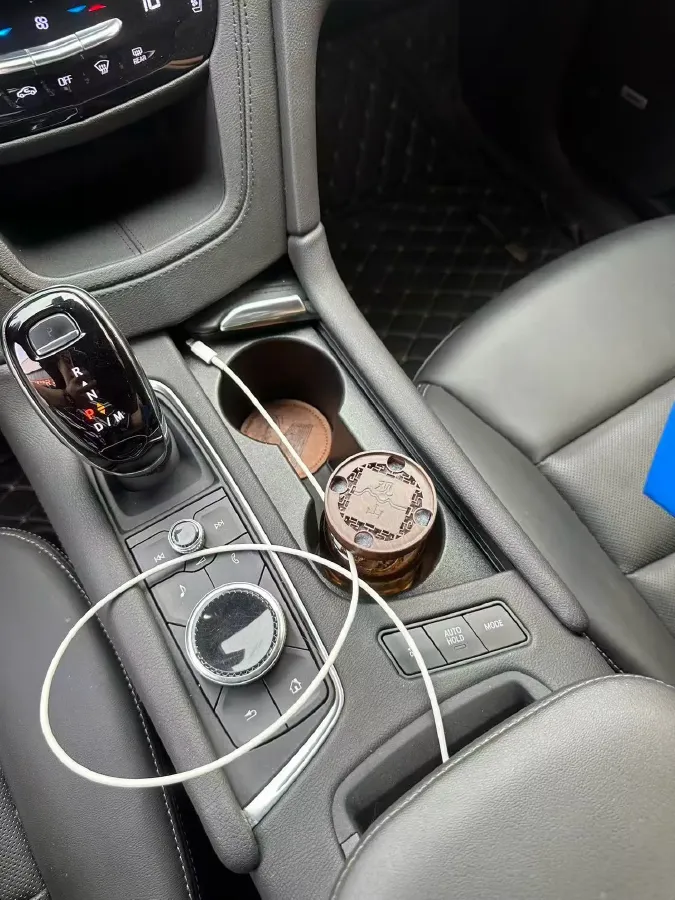 2022 Cadillac XT6 2.0T 237HP L4 9AT,autocango,china used car exporter,china ev exporter,chinese used car exporter,chinese used ev exporter