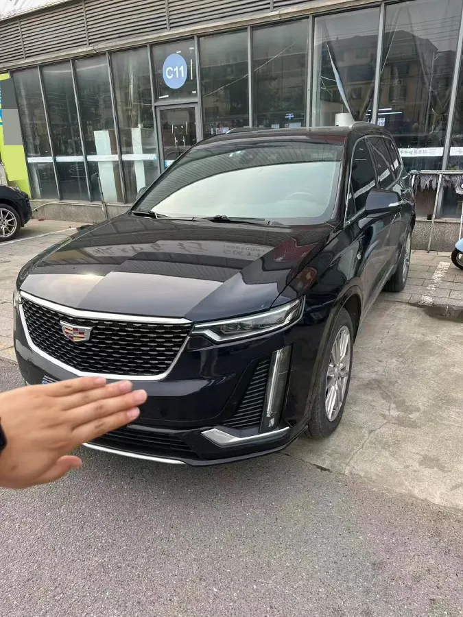 2022 Cadillac XT6 2.0T 237HP L4 9AT,autocango,china used car exporter,china ev exporter,chinese used car exporter,chinese used ev exporter
