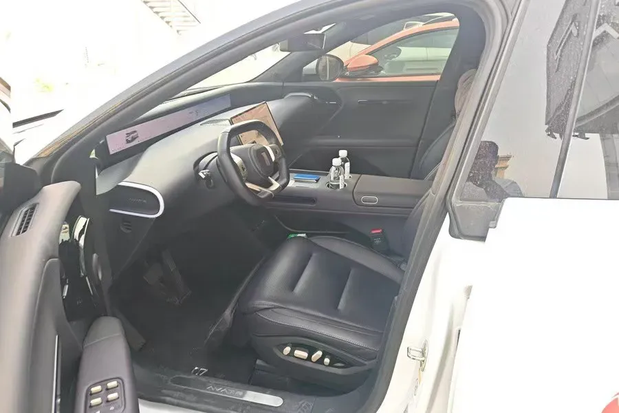 2024 Avatr 07 1.5T 156HP L4 REEV 39.05KWH,autocango,china used car exporter,china ev exporter,chinese used car exporter,chinese used ev exporter