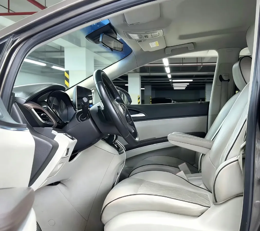 2023 Buick GL8 2.0T 237HP L4 9AT,autocango,china used car exporter,china ev exporter,chinese used car exporter,chinese used ev exporter