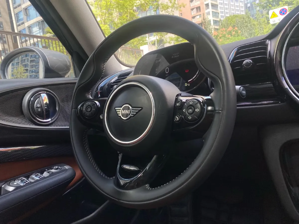 2021 MINI CLUBMAN 1.5T 136HP L3 7DCT,autocango,china used car exporter,china ev exporter,chinese used car exporter,chinese used ev exporter