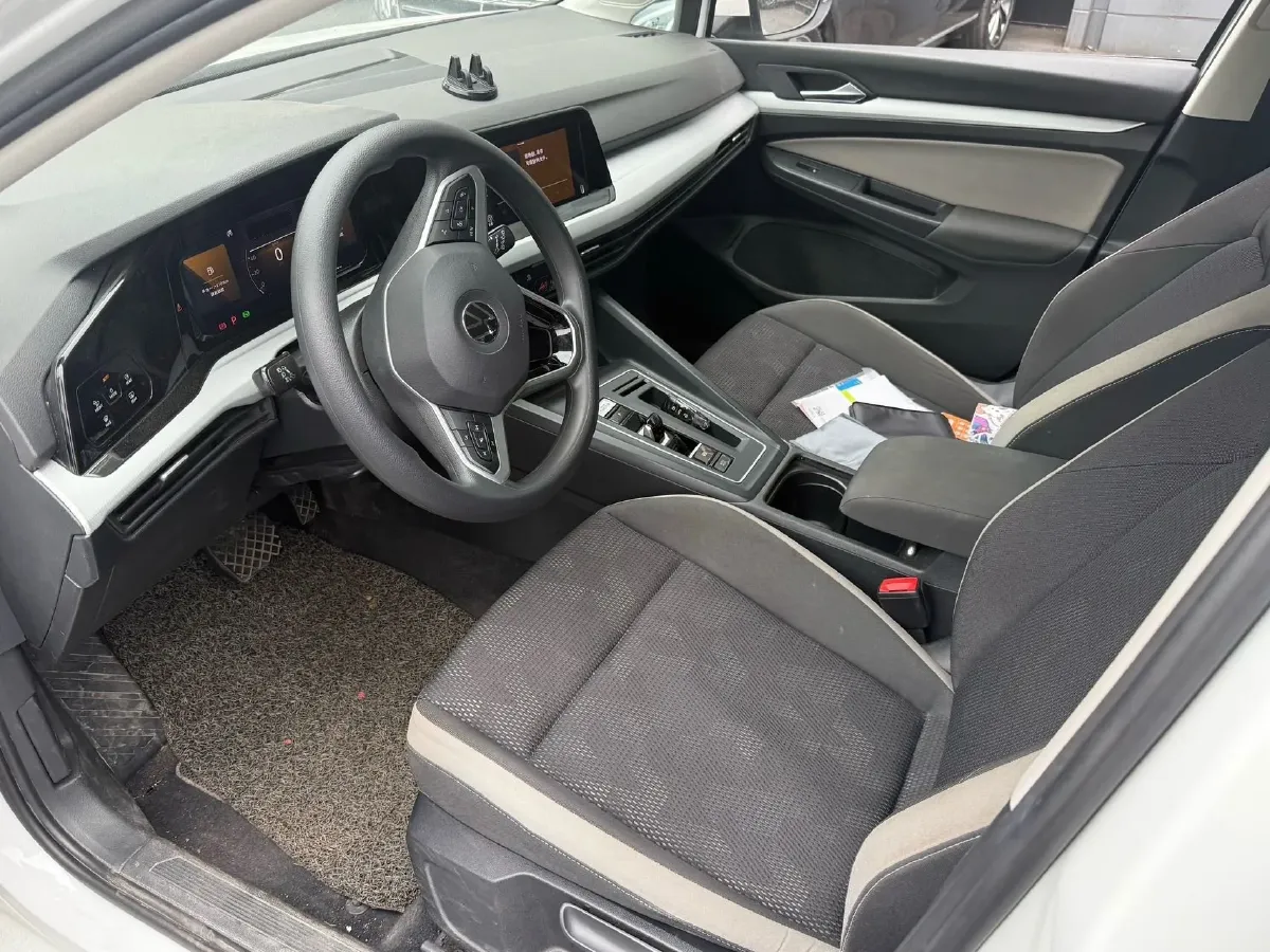 2021 Volkswagen Golf 1.2T 116HP L4 7DCT,autocango,china used car exporter,china ev exporter,chinese used car exporter,chinese used ev exporter