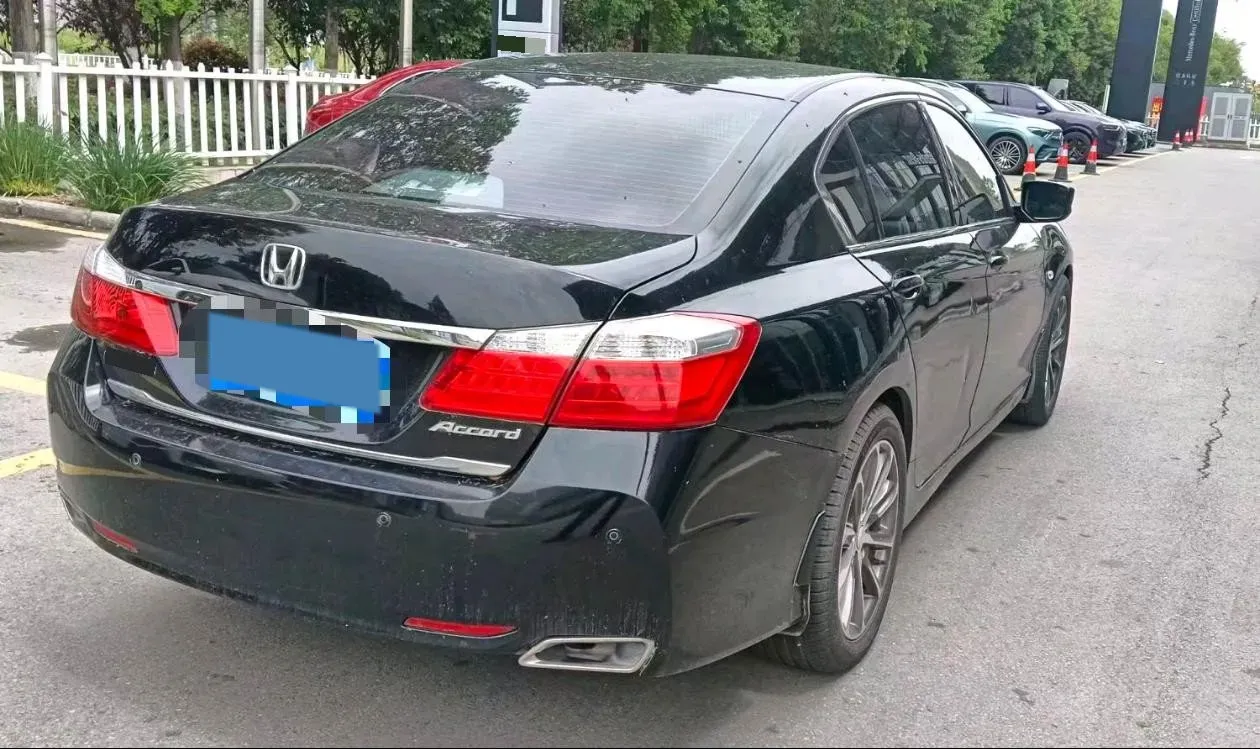 2015 Honda Accord 2.0L 155HP L4 CVT,autocango,china used car exporter,china ev exporter,chinese used car exporter,chinese used ev exporter