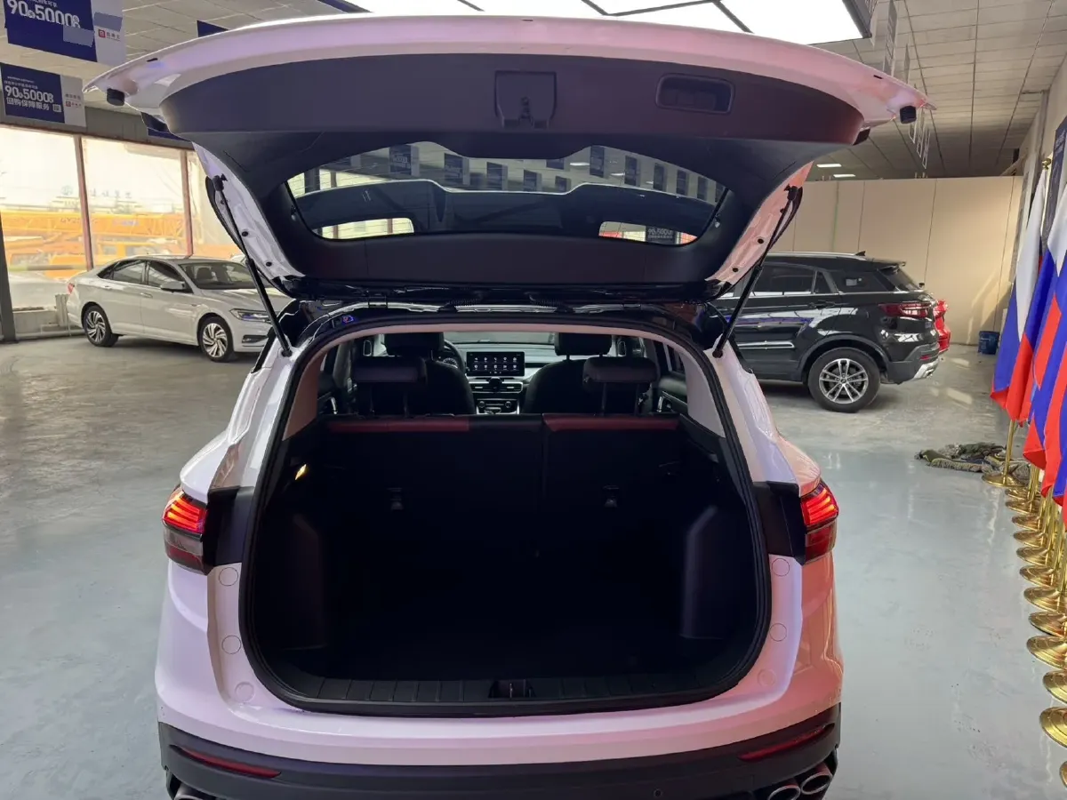 2021 Geely Coolray 1.4T 141HP L4 6DCT,autocango,china used car exporter,china ev exporter,chinese used car exporter,chinese used ev exporter