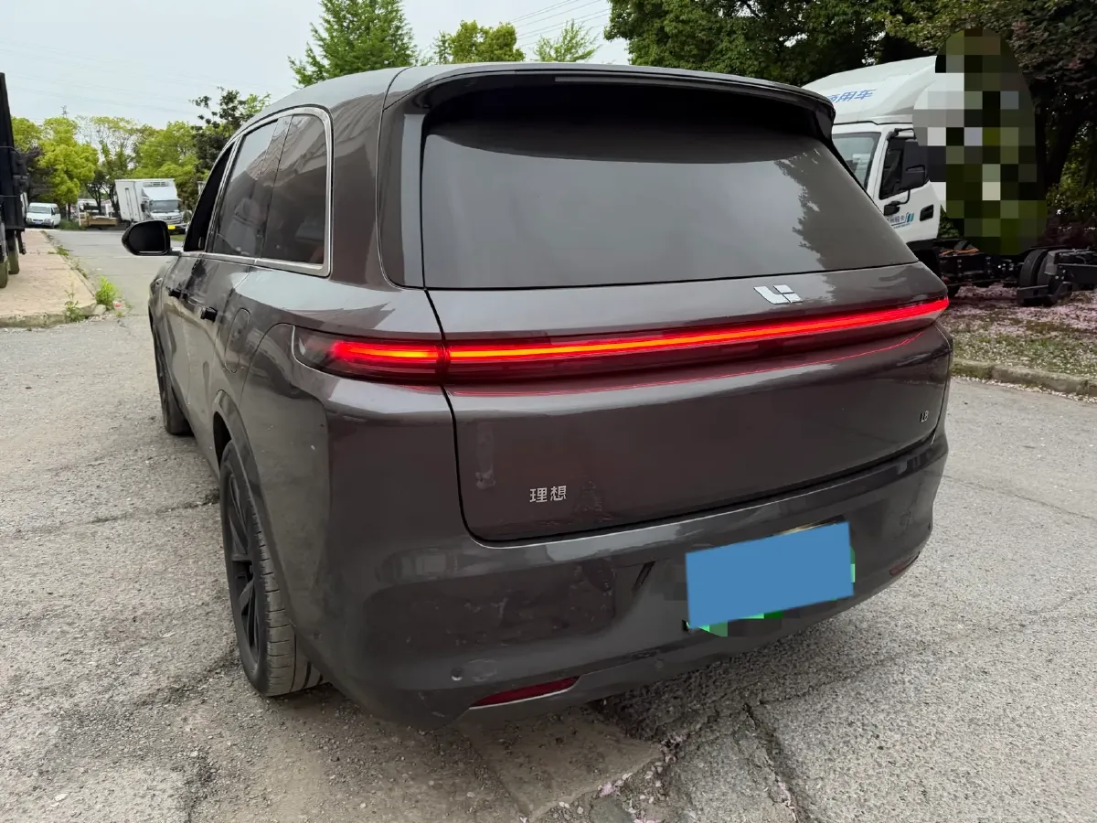 2023 Li L7 Range Extended 154HP REEV 40.9KWH,autocango,china used car exporter,china ev exporter,chinese used car exporter,chinese used ev exporter