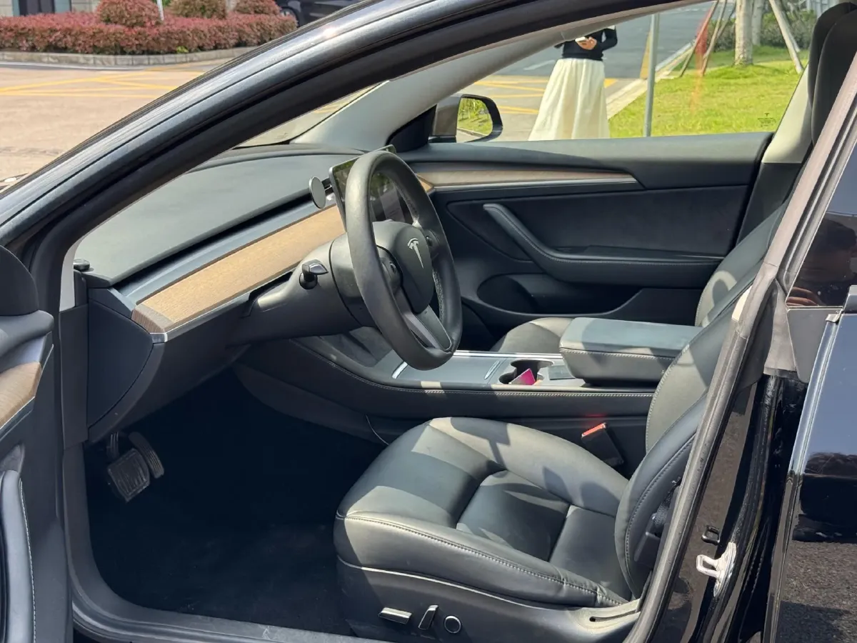 2021 Tesla Model 3 BEV 55KWH,autocango,china used car exporter,china ev exporter,chinese used car exporter,chinese used ev exporter