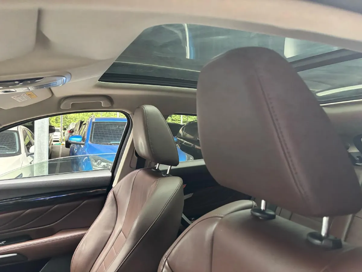 2017 WEY VV7 2.0T 234HP L4 7DCT,autocango,china used car exporter,china ev exporter,chinese used car exporter,chinese used ev exporter