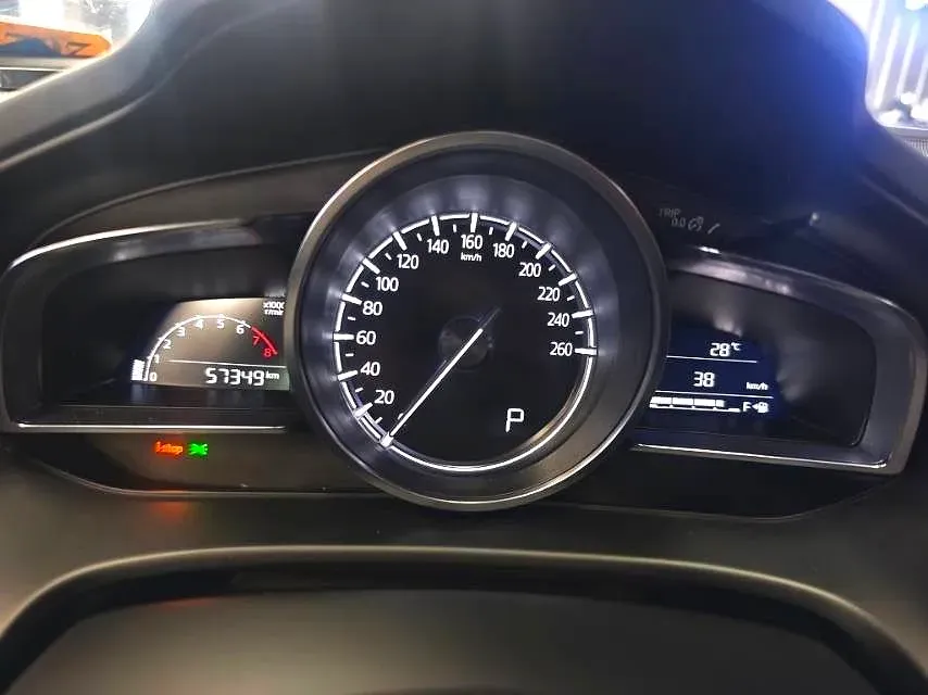 2021 Mazda CX-4 2.0L 158HP L4 6AT,autocango,china used car exporter,china ev exporter,chinese used car exporter,chinese used ev exporter