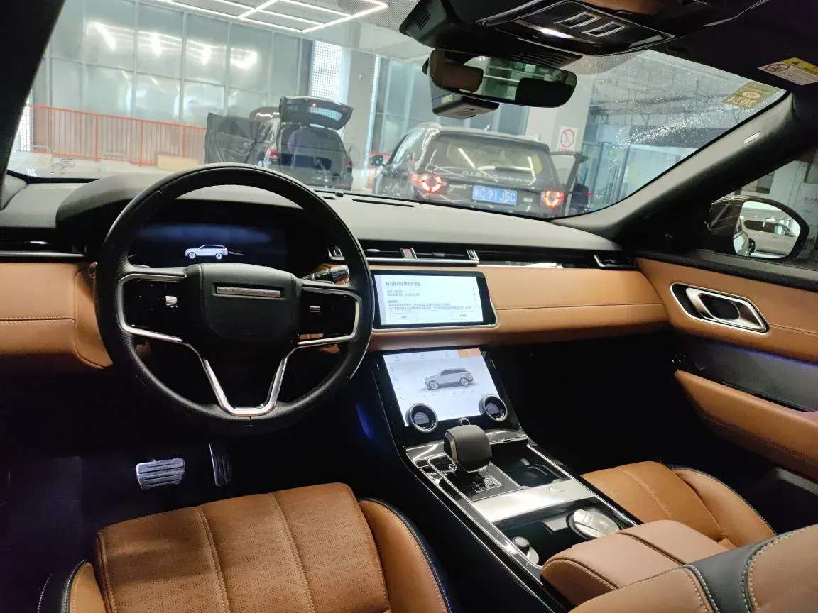 2022 Land Rover Range Rover Velar 2.0T 250HP L4 8AT,autocango,china used car exporter,china ev exporter,chinese used car exporter,chinese used ev exporter