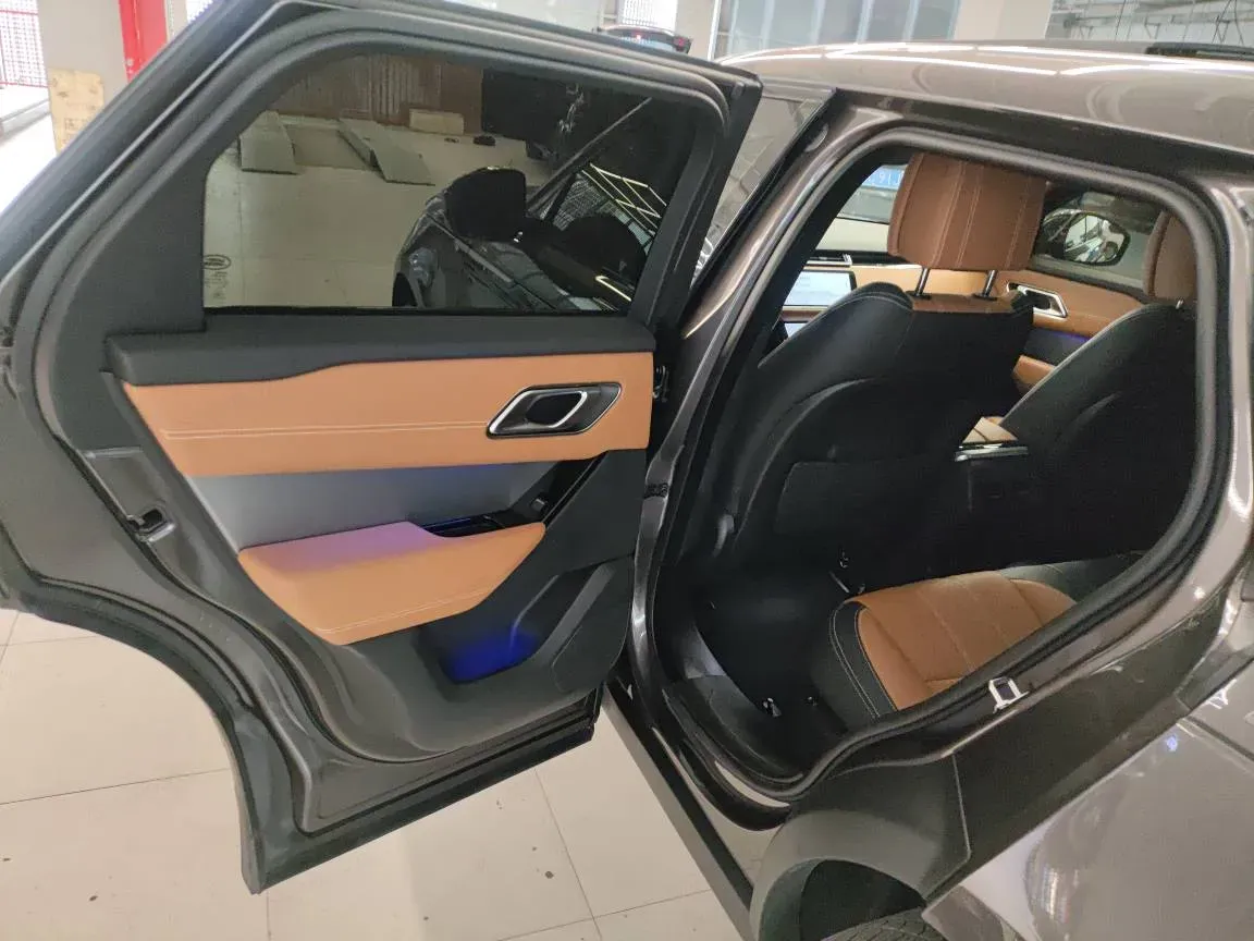 2022 Land Rover Range Rover Velar 2.0T 250HP L4 8AT,autocango,china used car exporter,china ev exporter,chinese used car exporter,chinese used ev exporter