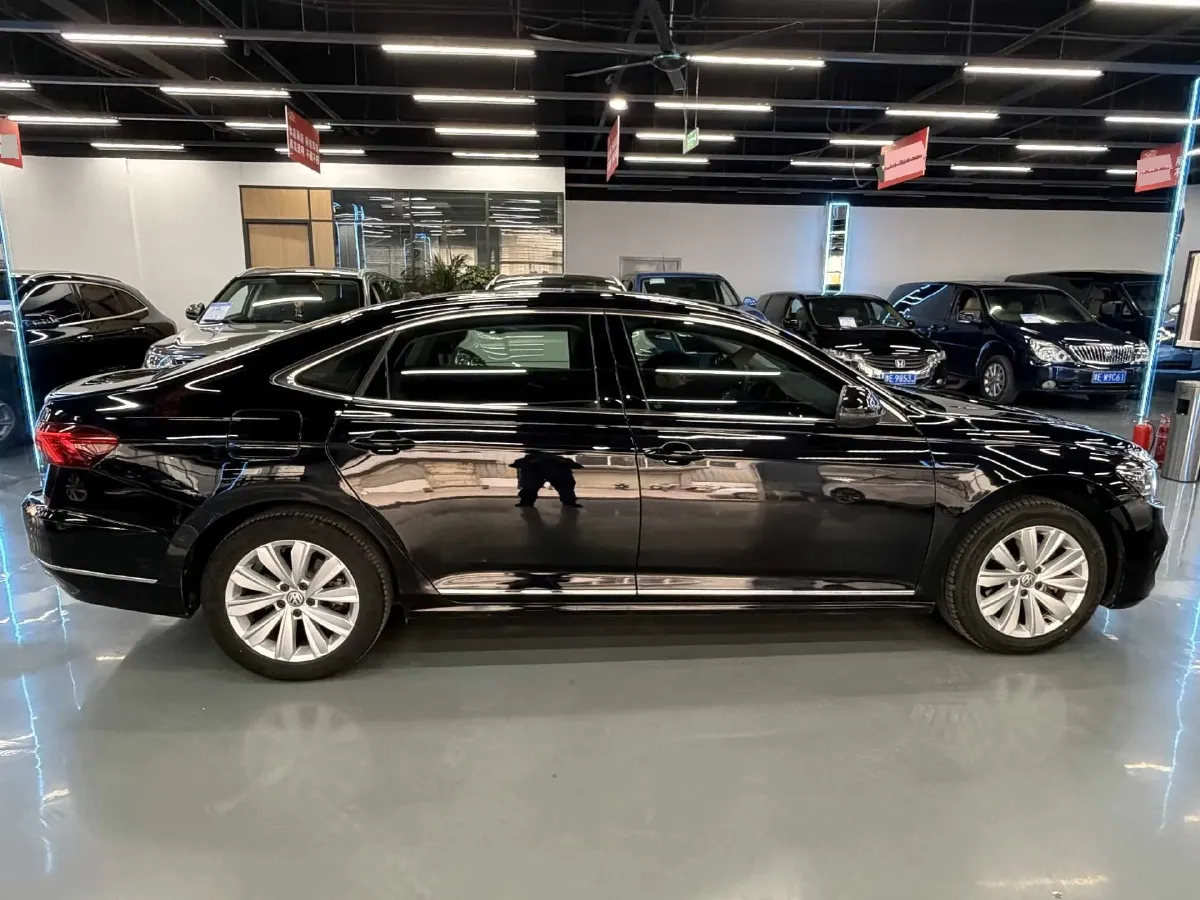 2019 Skoda Kodiak 2.0T 186HP L4 7DCT,autocango,china used car exporter,china ev exporter,chinese used car exporter,chinese used ev exporter